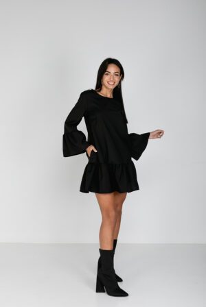Layla dress – vestito nero lana con volant